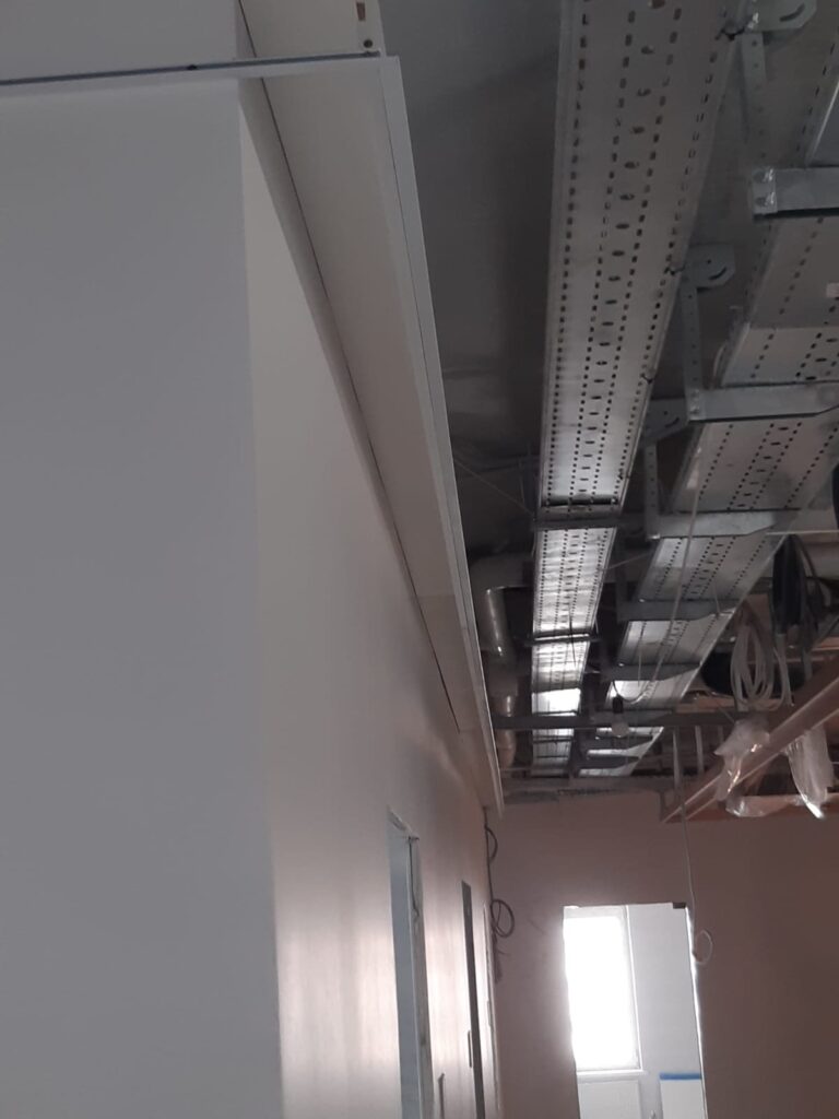 Электромонтажные работы в поликлинике